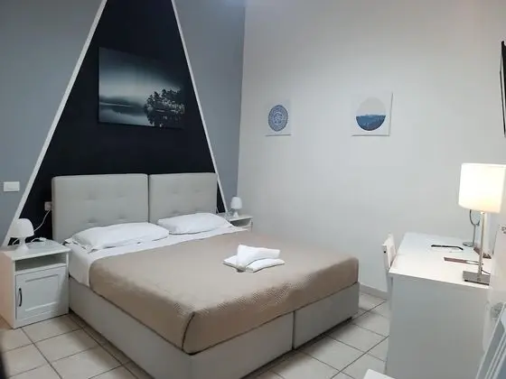 Comfort Tek Büyük Yataklı Oda