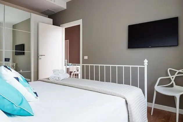 Design Apart Daire, 1 En Büyük (King) Boy Yatak ve Çekyat