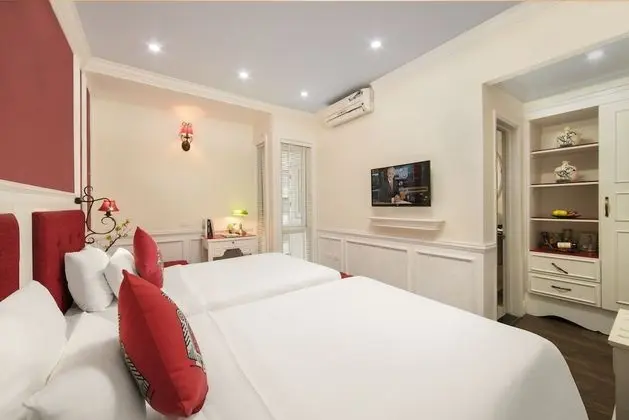 Premium Tek Büyük veya İki Ayrı Yataklı Oda