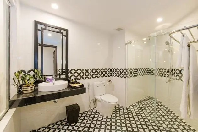 Deluxe Tek Büyük veya İki Ayrı Yataklı Oda, Balkon, Nehir Manzaralı