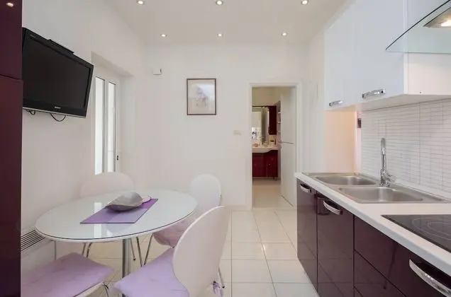 Apart Daire, 2 Yatak Odası (Alenka)