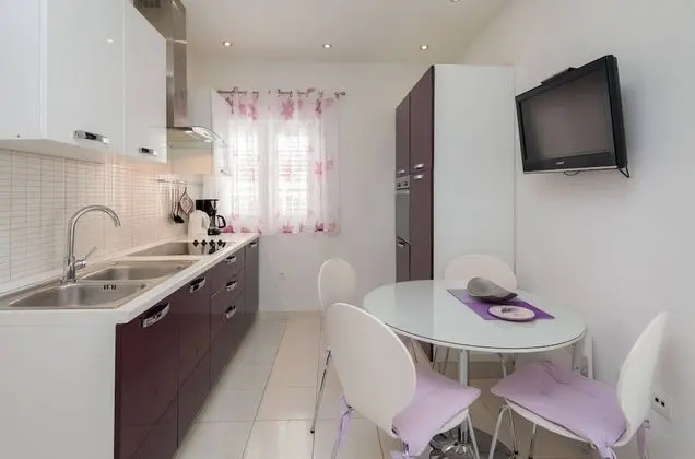 Apart Daire, 2 Yatak Odası (Alenka)