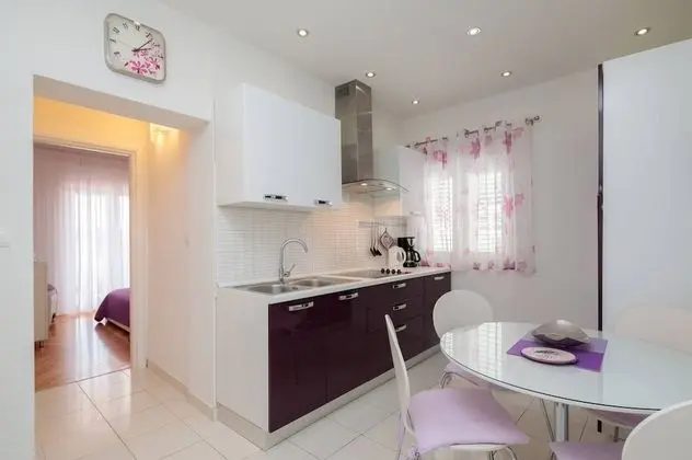 Apart Daire, 2 Yatak Odası (Alenka)