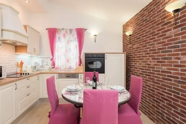 Apart Daire, 2 Yatak Odası (Anya)