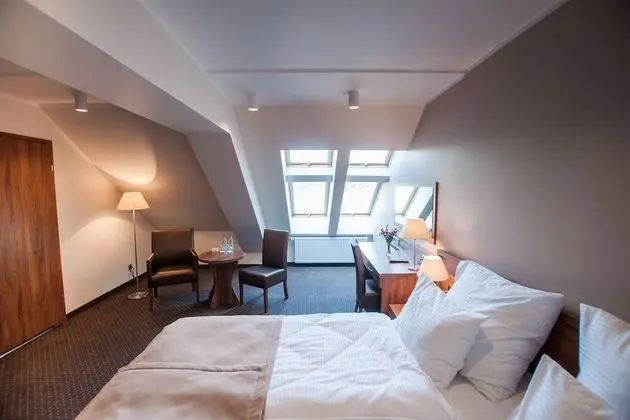 Tek Büyük veya İki Ayrı Yataklı Oda