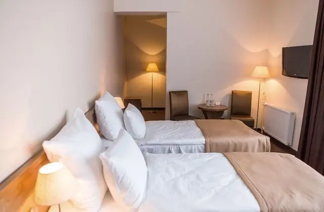 Tek Büyük veya İki Ayrı Yataklı Oda