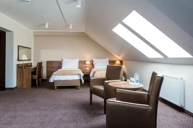 Tek Büyük veya İki Ayrı Yataklı Oda