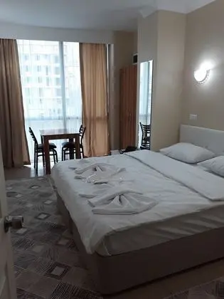 Standard Tek Büyük veya İki Ayrı Yataklı Oda, Şehir Manzaralı