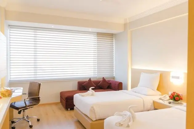 Standard Oda, Şehir Manzaralı, Kule