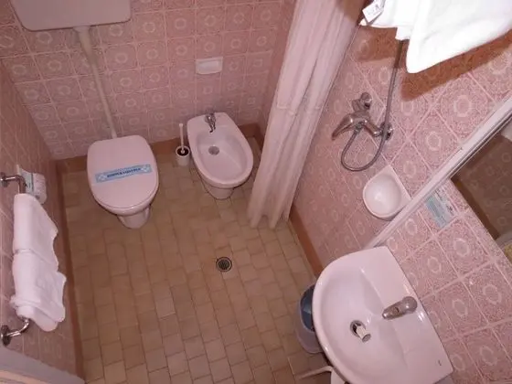 Economy Dört Kişilik Oda