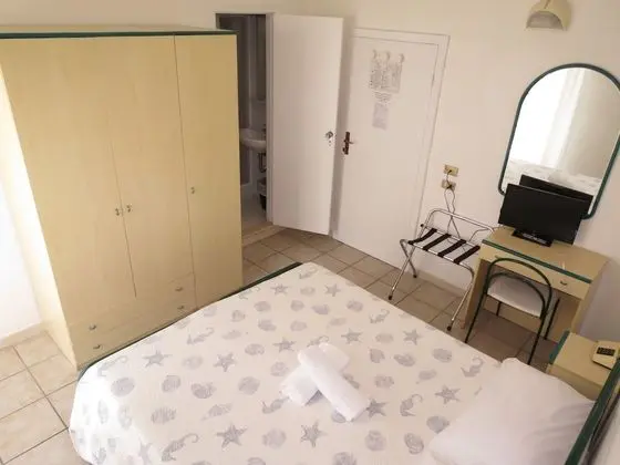 Standard Tek Büyük veya İki Ayrı Yataklı Oda