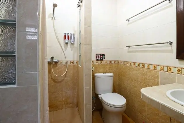 Standard Tek Büyük veya İki Ayrı Yataklı Oda (With AC)