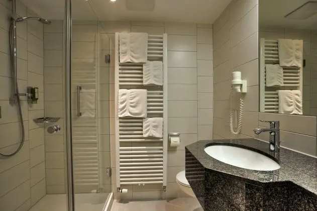 Comfort Tek Büyük Yataklı Oda
