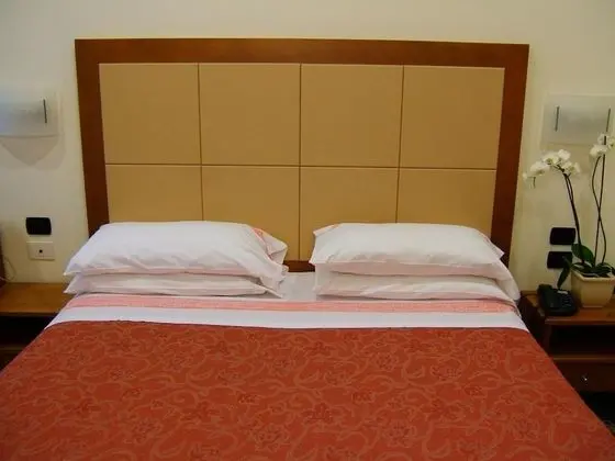 Economy Tek Büyük veya İki Ayrı Yataklı Oda