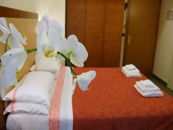 Economy Tek Büyük veya İki Ayrı Yataklı Oda