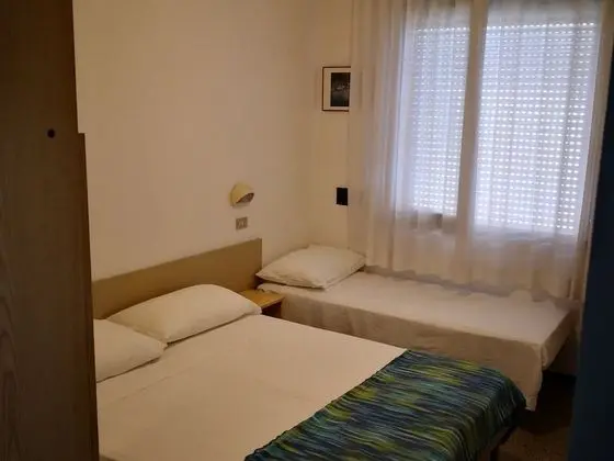 Standard Üç Kişilik Oda
