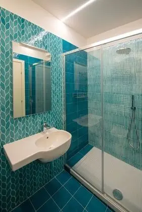 Standard Tek Büyük Yataklı Oda, Banyolu/Duşlu, Şehir Manzaralı