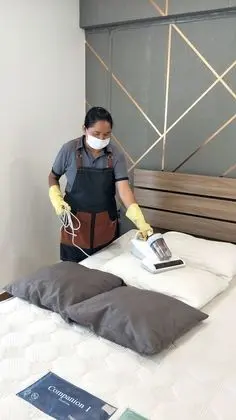 Deluxe Twin Queen Bed Room