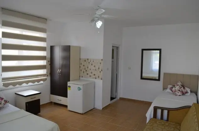 Standart Üç Kişilik Oda, Deniz Manzaralı, Balkonlu