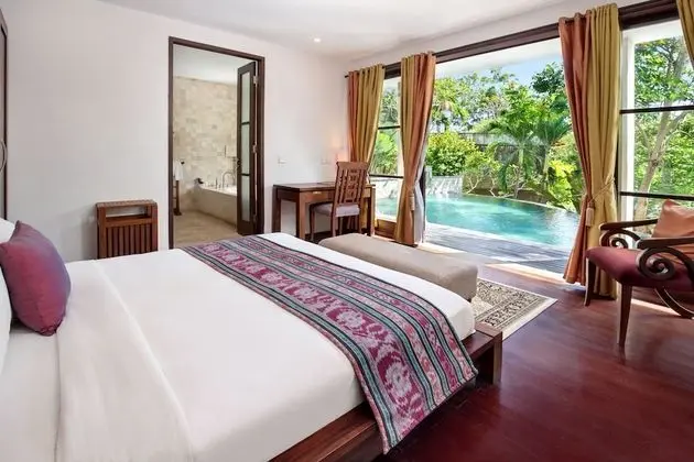 Villa, 4 Yatak Odası, Kişiye Özel Havuzlu