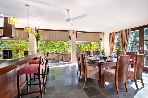Villa, 4 Yatak Odası, Kişiye Özel Havuzlu