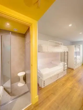 Private 4 bed Room