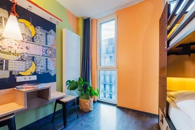 Ortak Ranzalı Oda, Karma Ranzalı Oda, Özel Banyo (1 bed in 4-bed dorm)