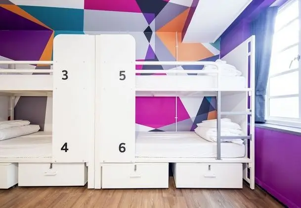 1 Bed in a 6-Bed Dorm