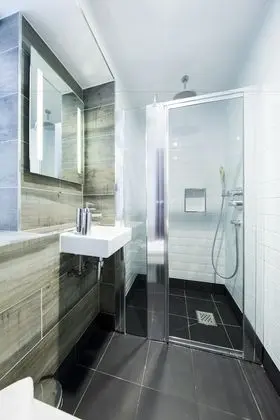 6-bed Private Dormitory room ensuite