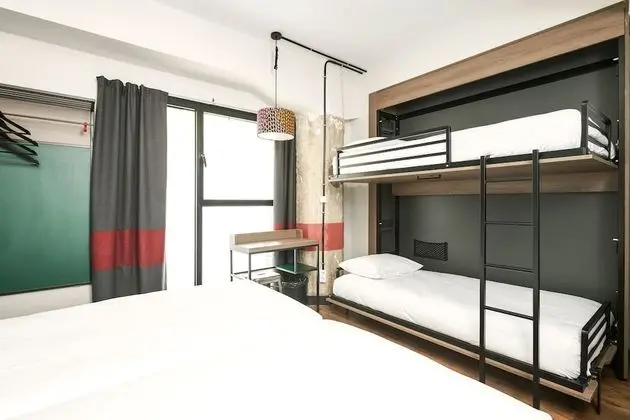 Family Room for 4