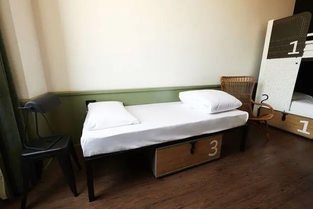 Private 3 bed Room