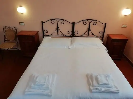 Classic Tek Büyük Yataklı Oda