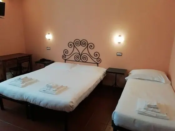 Classic Tek Büyük Yataklı Oda