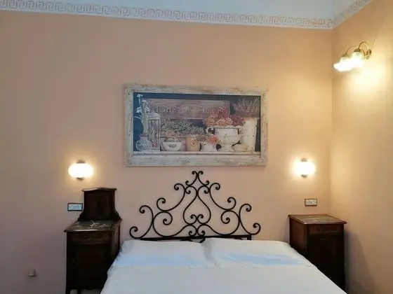 Classic Tek Büyük Yataklı Oda