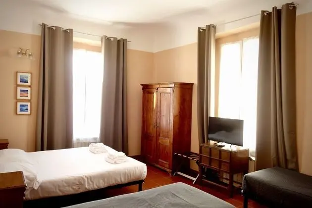 Classic Tek Büyük Yataklı Oda