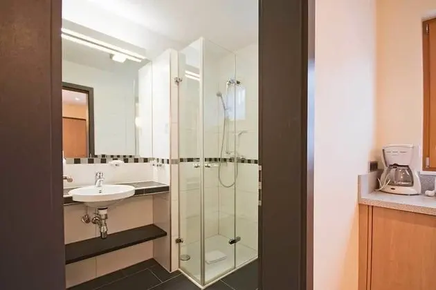 Comfort Tek Büyük Yataklı Oda (Gästehaus)