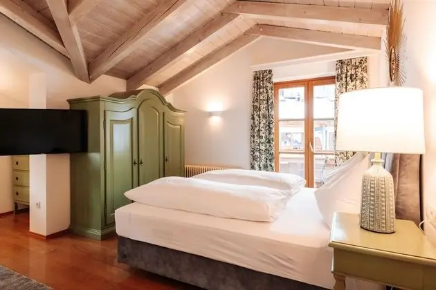 Junior Stüdyo Süit