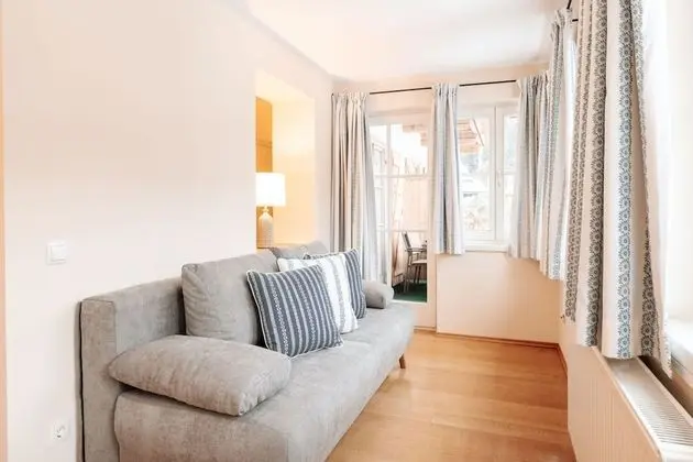 Junior Stüdyo Süit