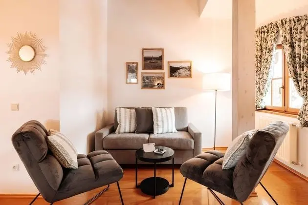 Junior Stüdyo Süit