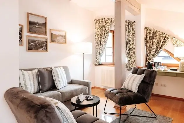 Junior Stüdyo Süit