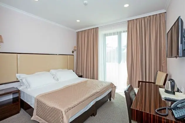 Standard Tek Büyük veya İki Ayrı Yataklı Oda, Balkon