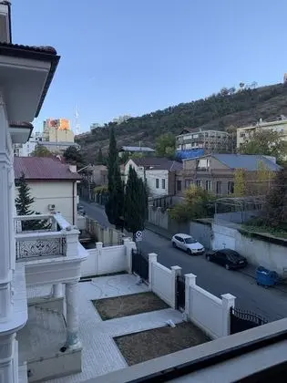 Standard Tek Büyük veya İki Ayrı Yataklı Oda, Balkon