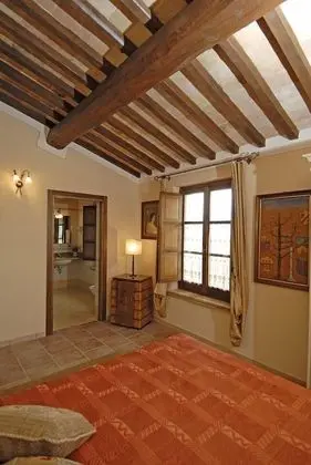 Classic Tek Büyük veya İki Ayrı Yataklı Oda