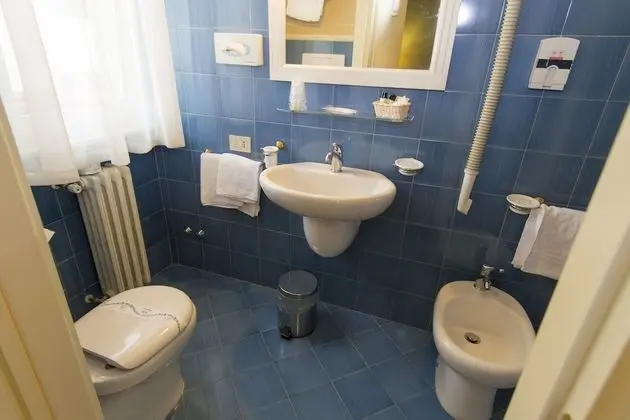 Standard Büyük Yataklı Tek Kişilik Oda