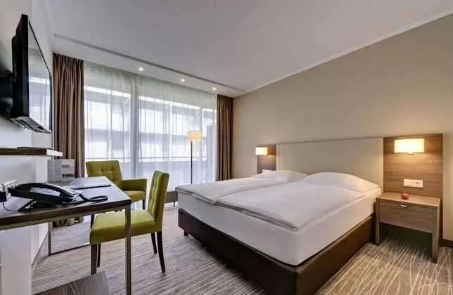 Comfort Tek Büyük Yataklı Oda