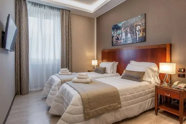 Classic Tek Büyük veya İki Ayrı Yataklı Oda