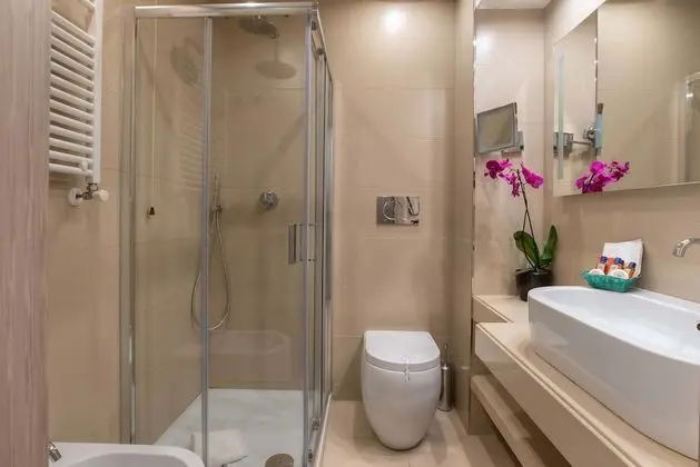 Classic Tek Büyük veya İki Ayrı Yataklı Oda