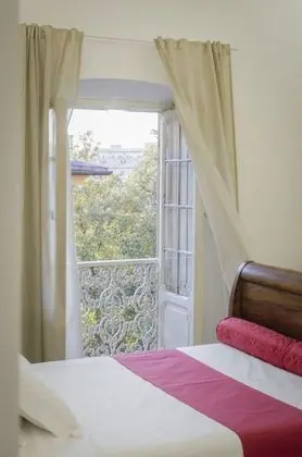 Comfort Tek Büyük veya İki Ayrı Yataklı Oda