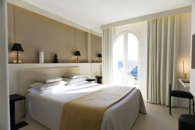 Tek Büyük Yataklı Oda, Liman Manzaralı