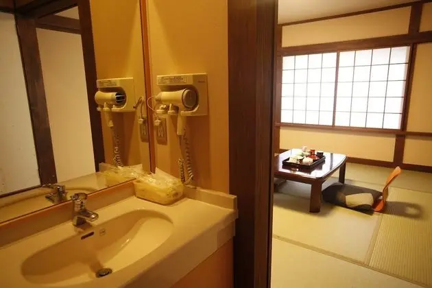 Traditional Oda, Ortak Banyo (Japanese Style)